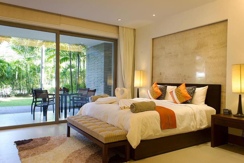 Nai Thon Beachfront Apartments ภายนอก รูปภาพ