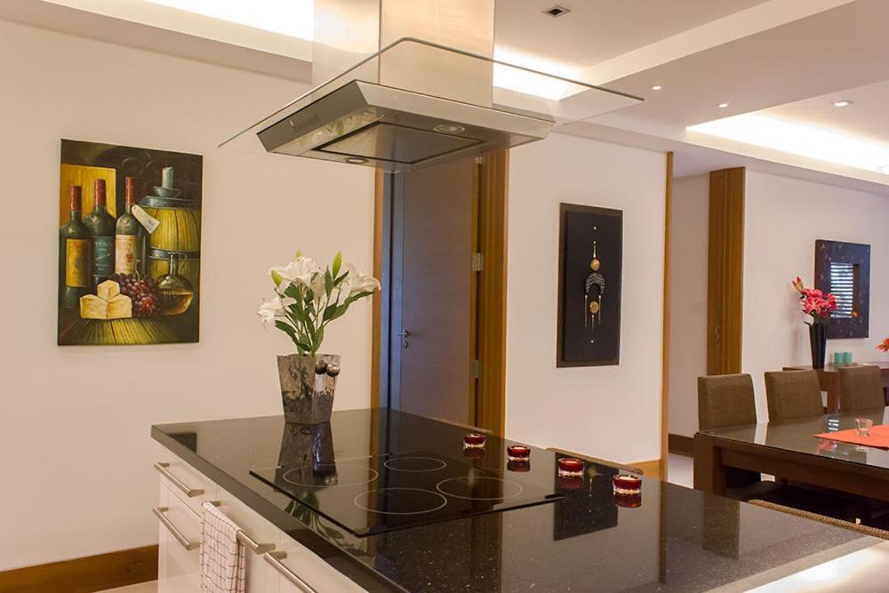 Nai Thon Beachfront Apartments ภายนอก รูปภาพ